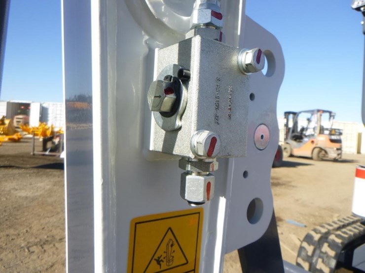 bttl-et12m-6-hydraulic-excavator-image-14