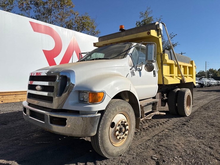 2006-ford-f750-image-2