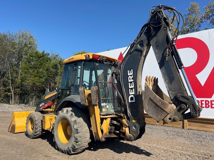 deere-410l-image-2