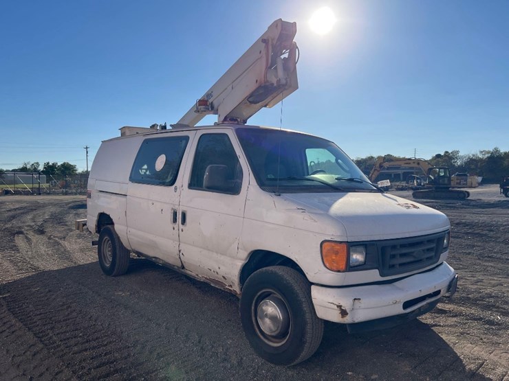 2006-ford-e350-image-6