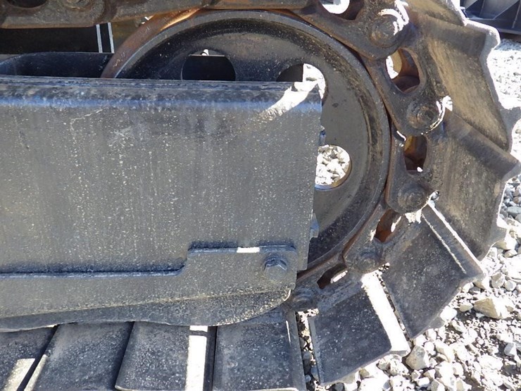 komatsu-pc28uu-image-26