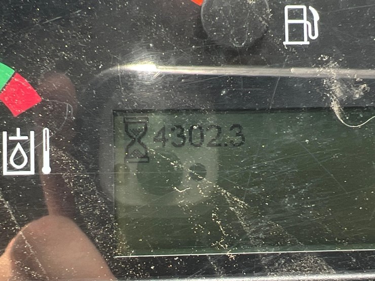 2018-caterpillar-908m-image-35