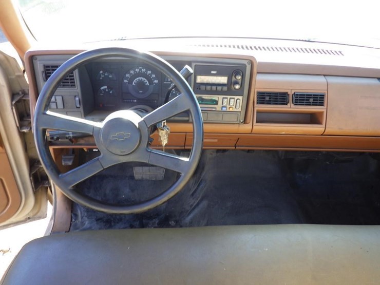 1990-chevrolet-2500-image-7