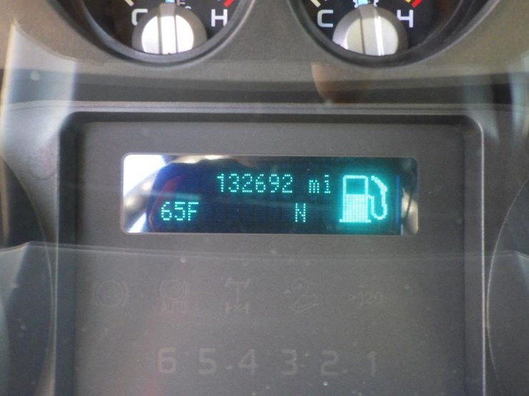 2015-ford-f350-image-15