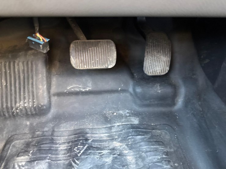 2018-ford-f150-xl-image-29