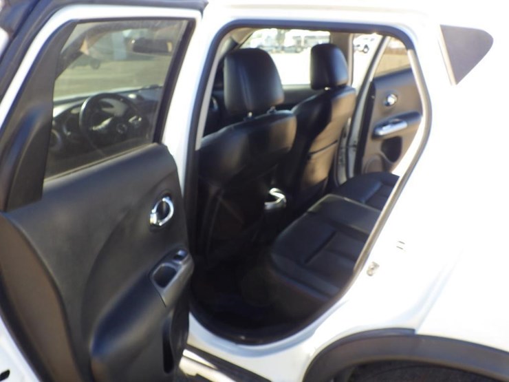 2013-nissan-juke-image-8