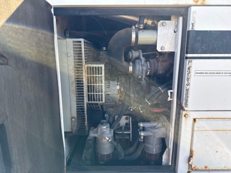 multiquip-whisperwatt-mq-power-25-generator-image-11