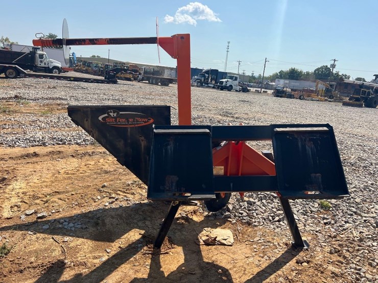 1r-silt-fence-plow-image-4