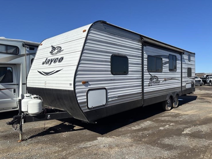2016-jayco-jay-flight-slx-travel-trailer-image-1
