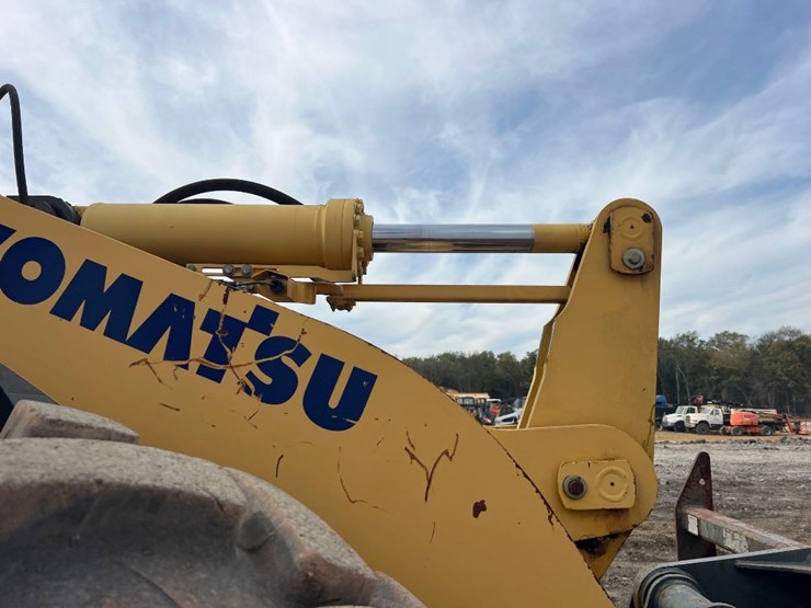 komatsu-wa250-image-20