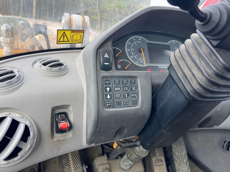 volvo-l110h-image-32
