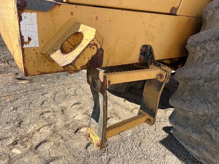 caterpillar-cp-563-image-19