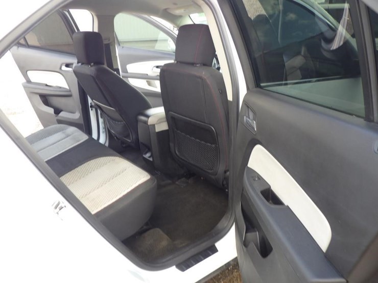 2011-chevrolet-equinox-image-8