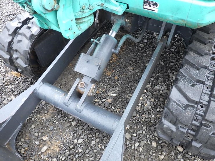 komatsu-pc35-image-18