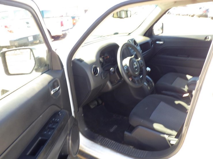 2016-jeep-patriot-image-5