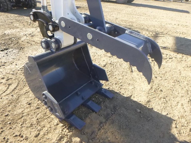 bttl-et16h-6-hydraulic-excavator-image-9