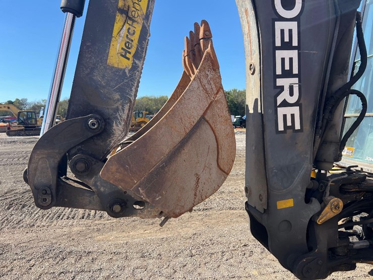 deere-410l-image-24
