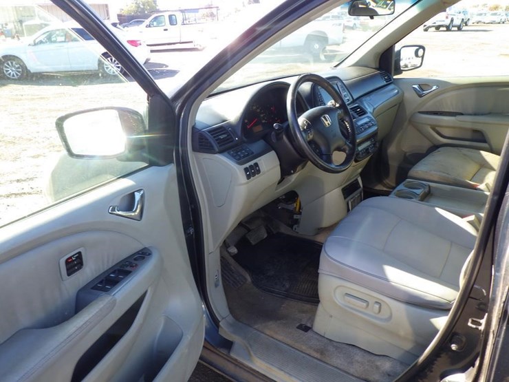 2006-honda-odyssey-image-5