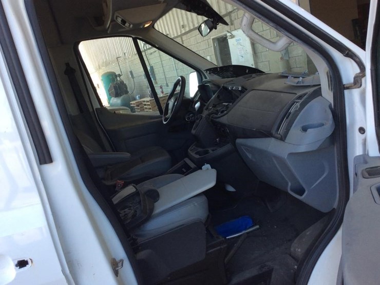 2018-ford-transit-image-6