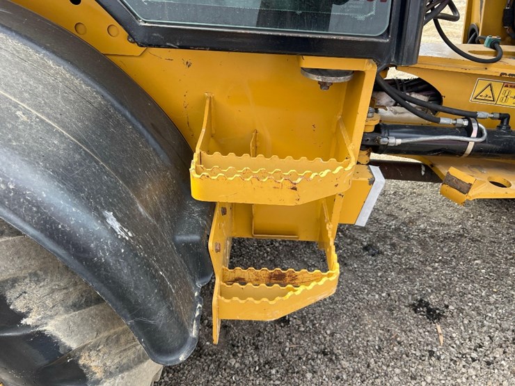 2018-caterpillar-908m-image-22