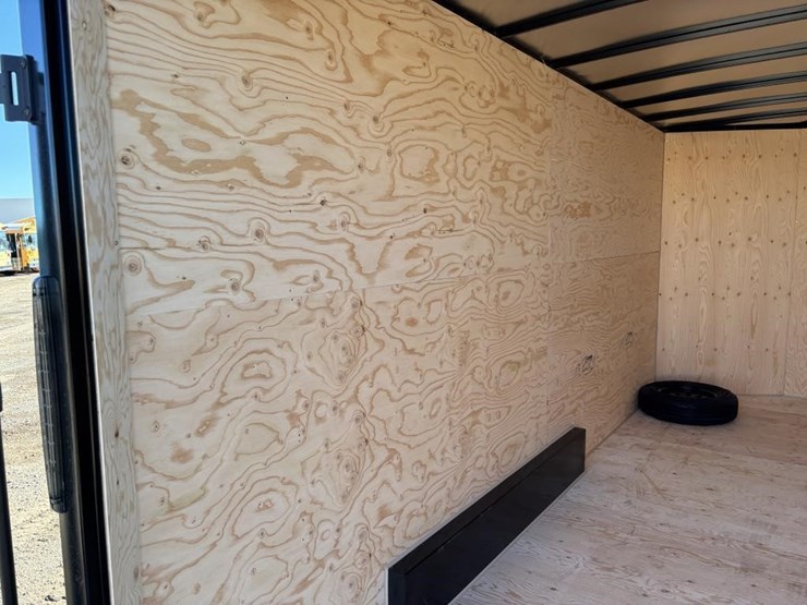 2026-southland-lcht35-7.518v-86-enclosed-trailer-image-24