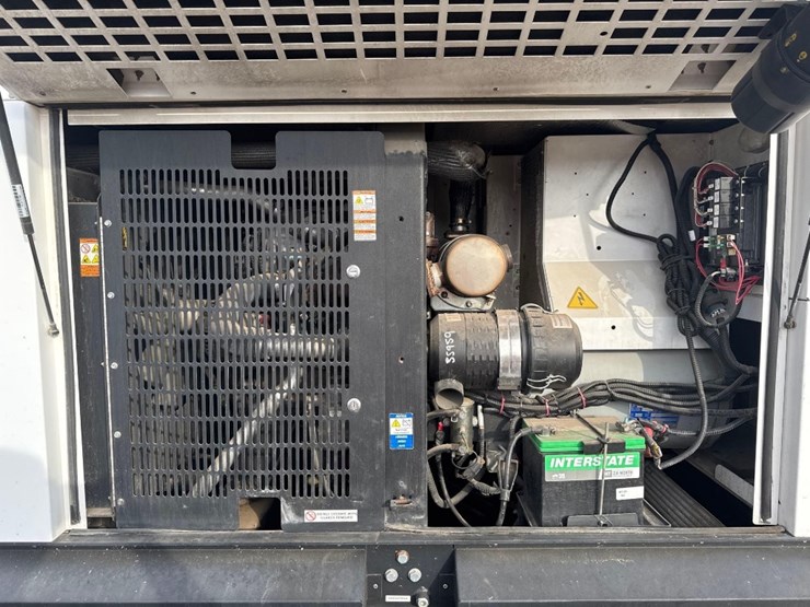 2019-generac-mmg451f4-ur13-portable-generator-image-10