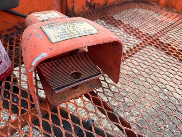2008-jlg-450aj-image-23