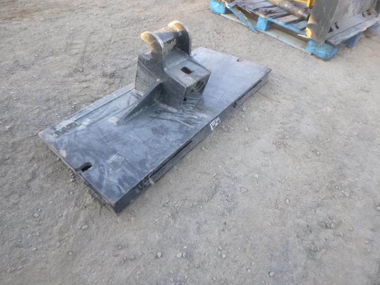 b&d-skid-steer-adapter-plate-image-2