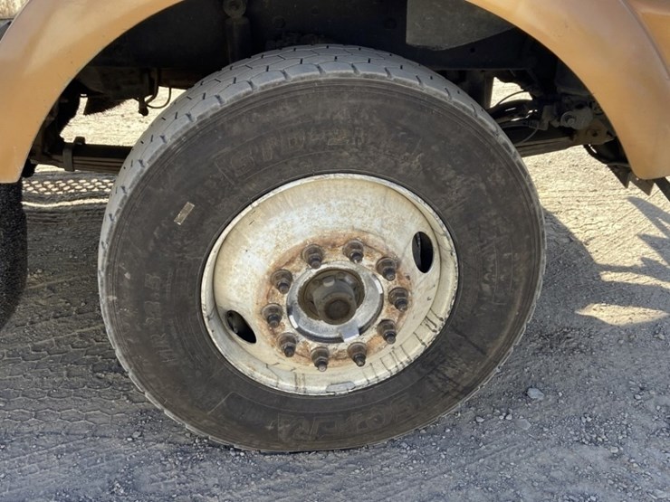2000-kenworth-t800-image-38