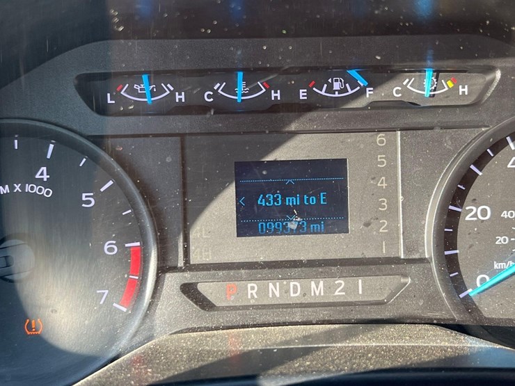 2017-ford-f350-xl-image-35