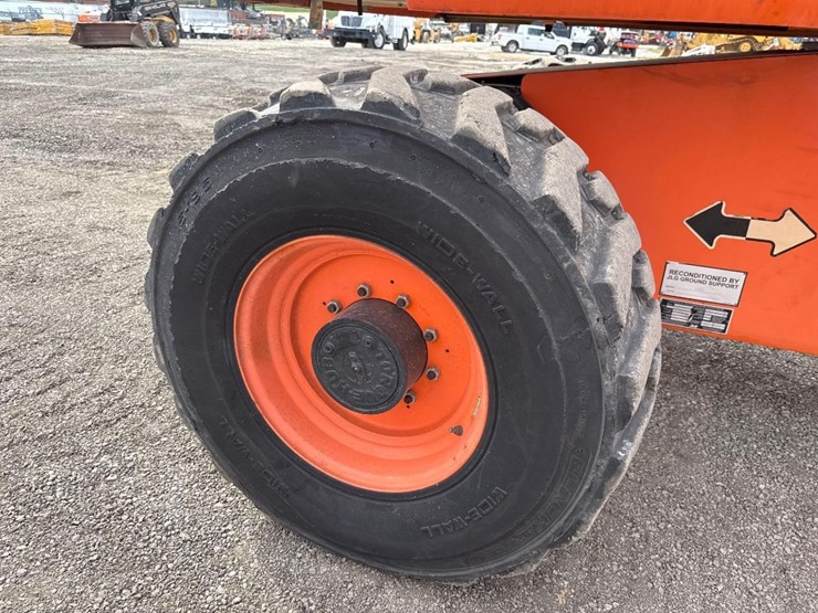 2006-jlg-600s-image-12