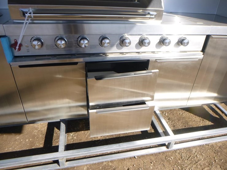 equippro-b10lgs-bbq-shelter-image-9