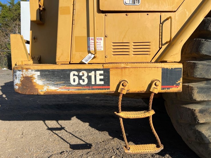 caterpillar-931e-series-ii-motor-scraper-image-9