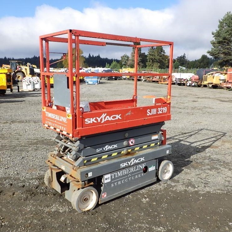 2019 SKYJACK SJIII3219