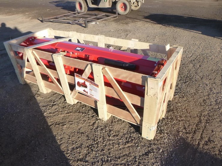 tpm-tm180-71"-3pt-pto-tiller-image-3