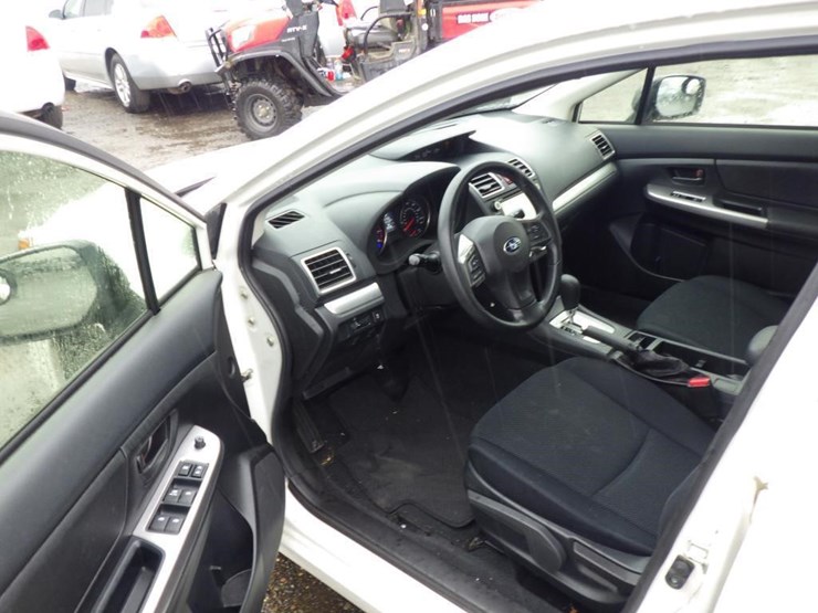 2015-subaru-impreza-sedan-image-5