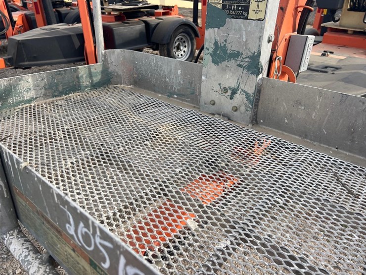 2016-jlg-t350-image-9