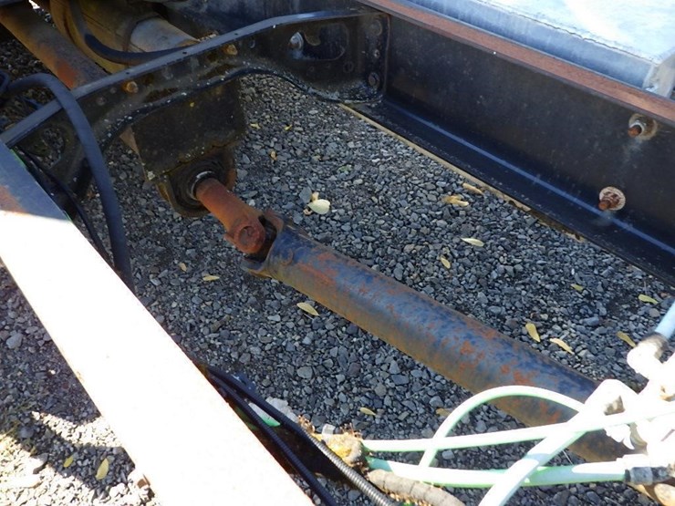 2006-ford-f750-image-8