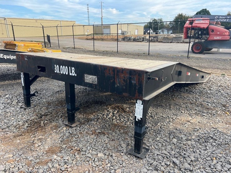 industrias-america-20'-loading-ramp-image-1