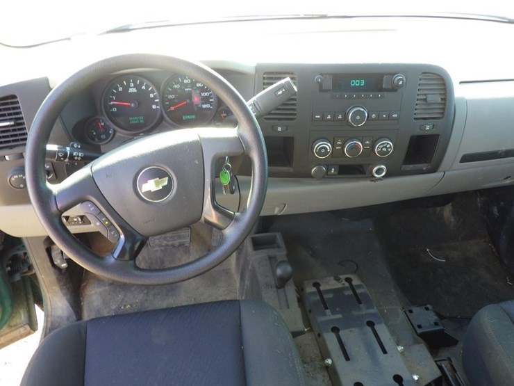 2012-chevrolet-1500-image-7