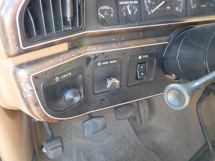 1990-ford-f150-image-16