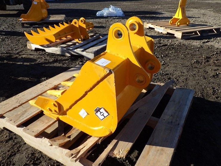 caterpillar-305-image-2