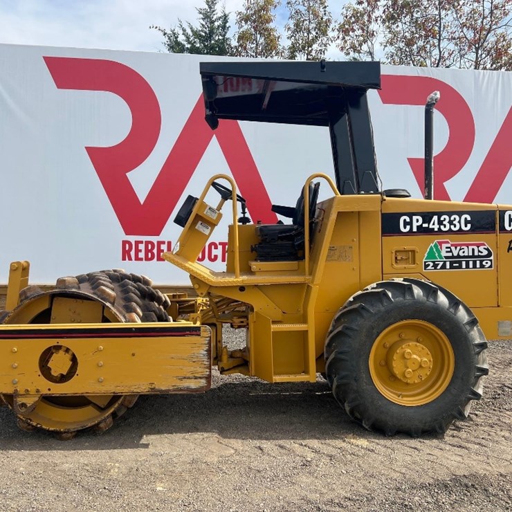 CATERPILLAR CP-433C