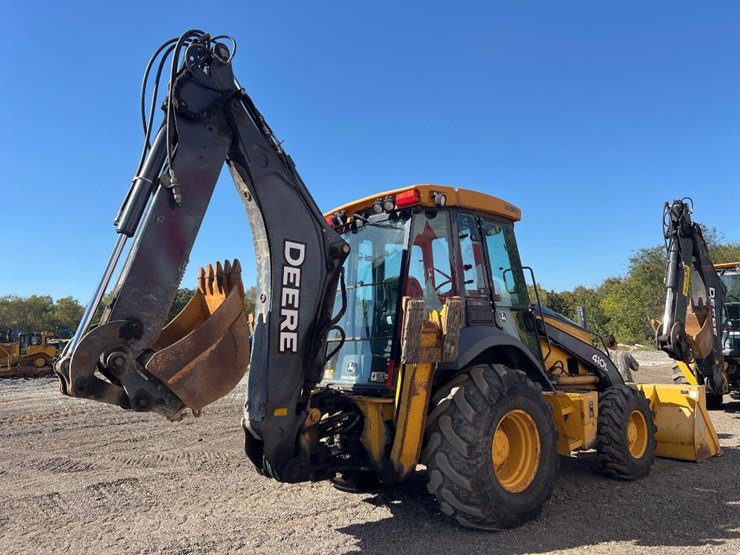 deere-410l-image-4