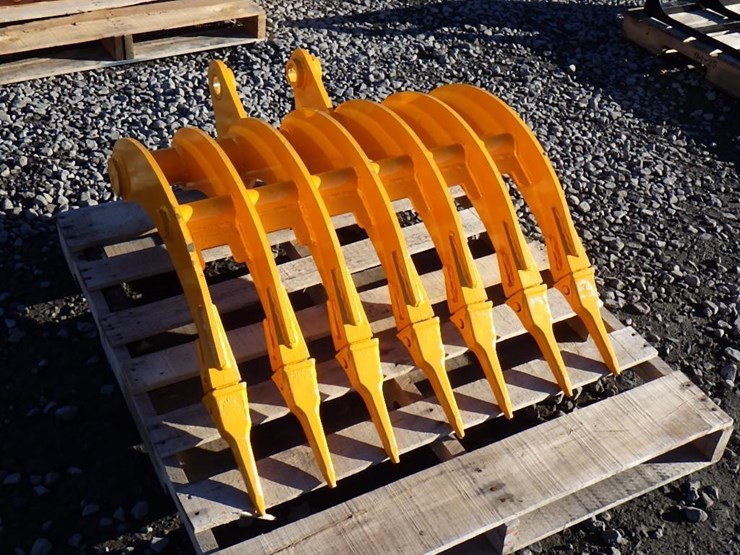 caterpillar-305-image-4