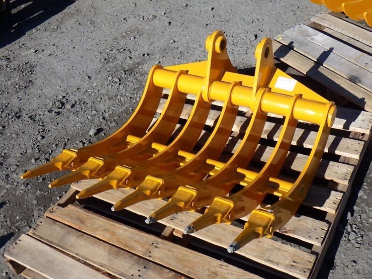 caterpillar-305-image-1