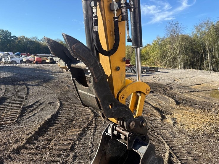 2024-caterpillar-306cr-image-24