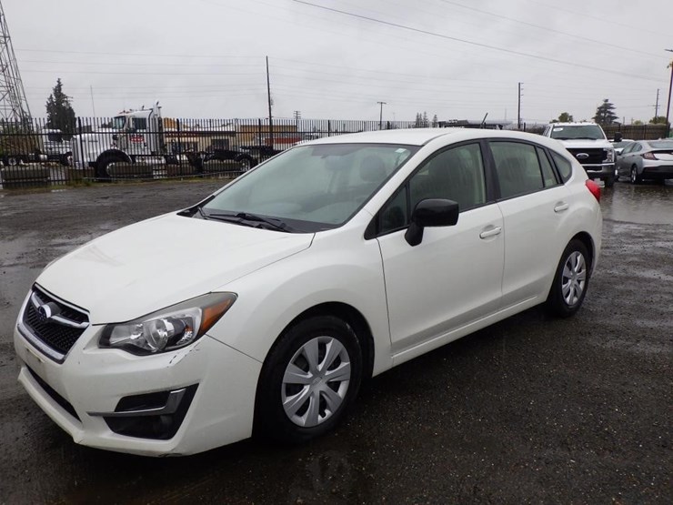 2015-subaru-impreza-sedan-image-1