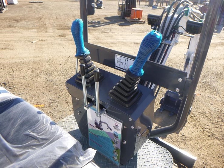 bttl-et12m-6-hydraulic-excavator-image-23