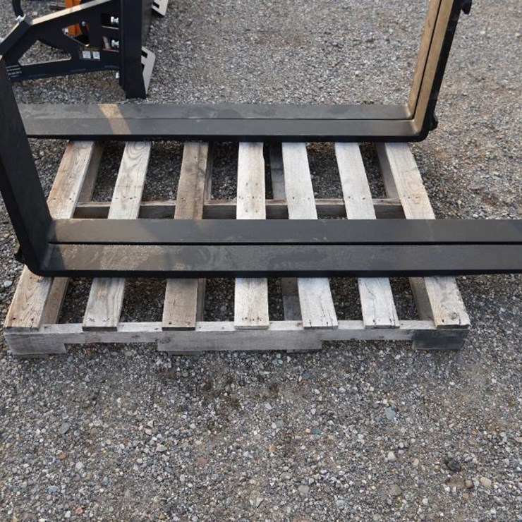 #1393 • New 60" Forks